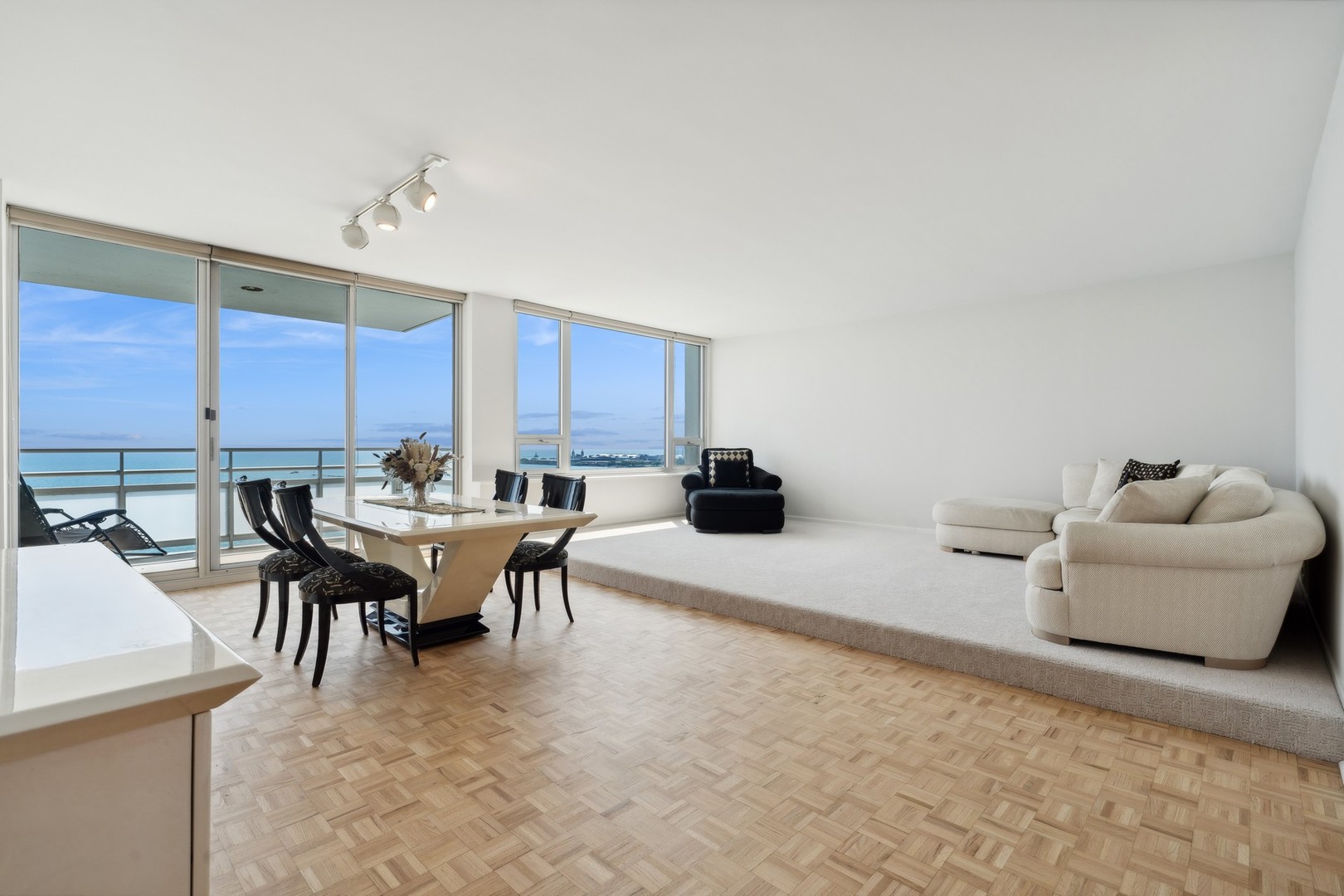 1300 N Lake Shore Drive Unit: 20C