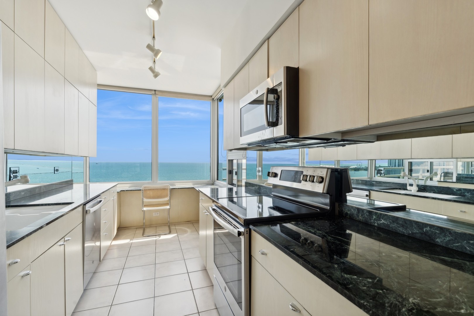 1300 N Lake Shore Drive Unit: 20C