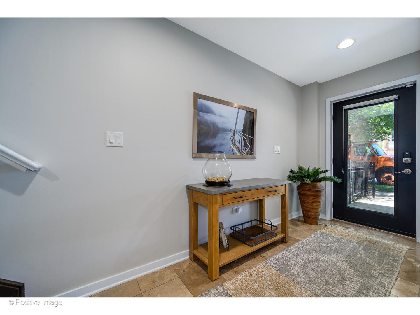 2848 N Paulina Street