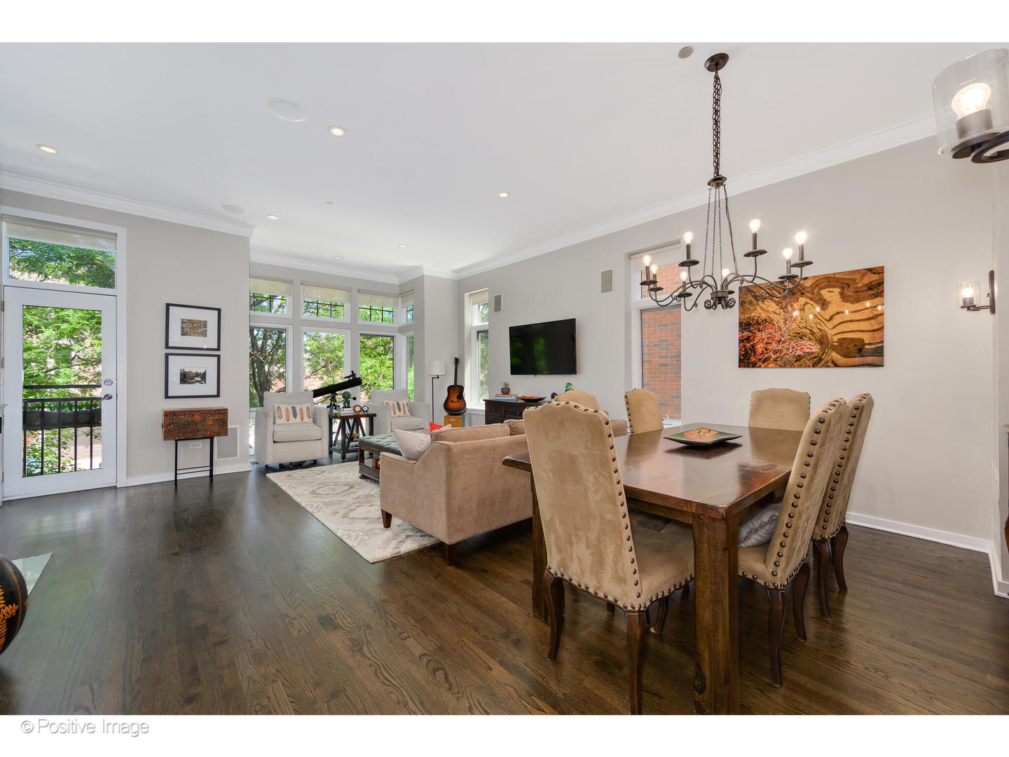 2848 N Paulina Street