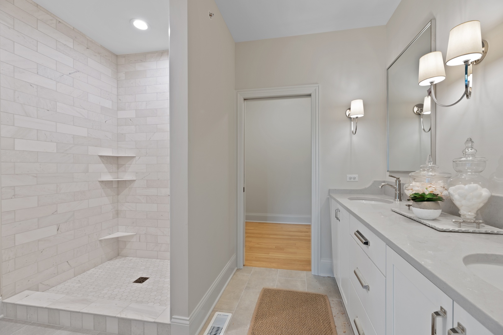 6114 Flagg Creek Lane