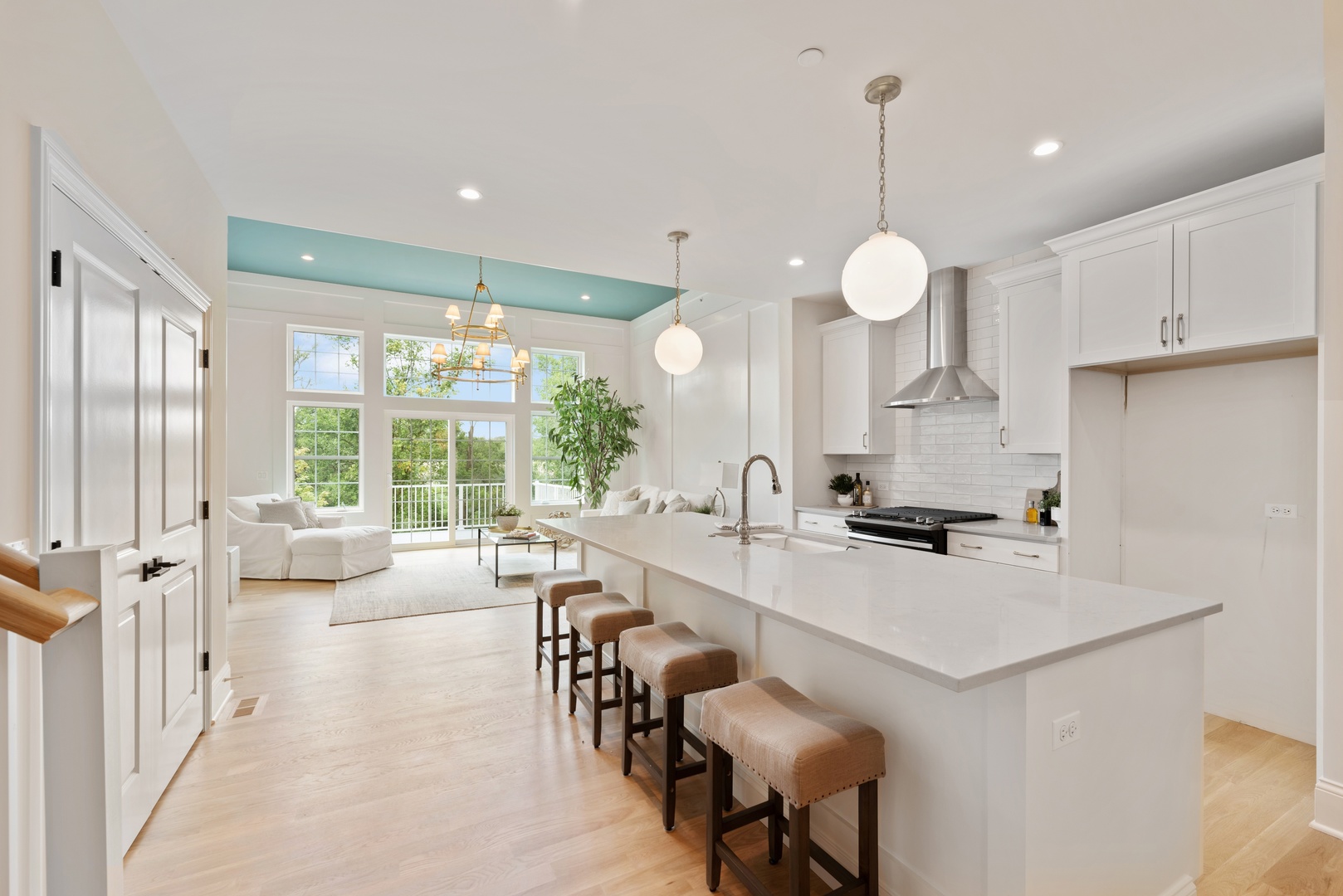 6114 Flagg Creek Lane