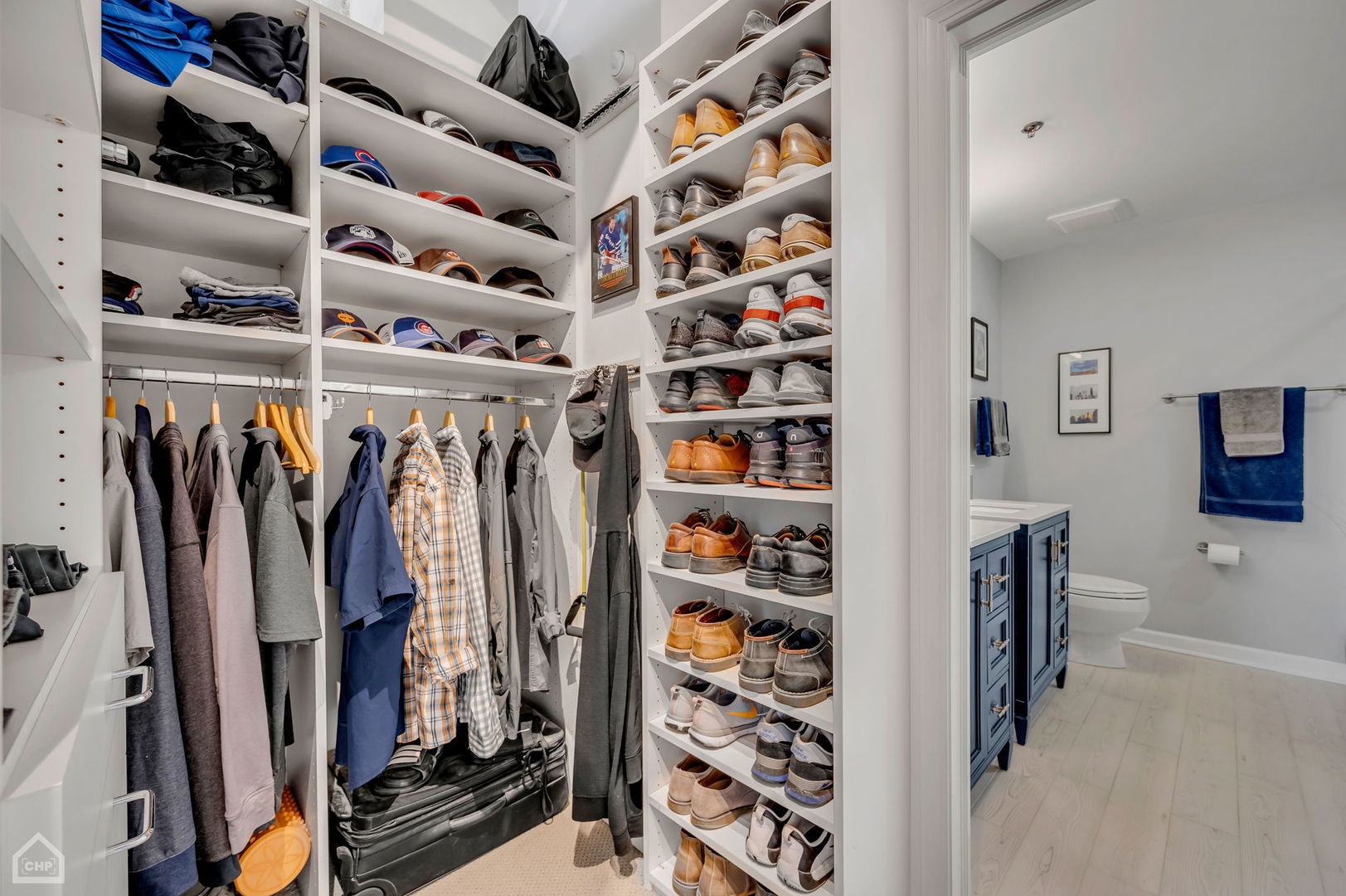 758 N Larrabee Street Unit: 716