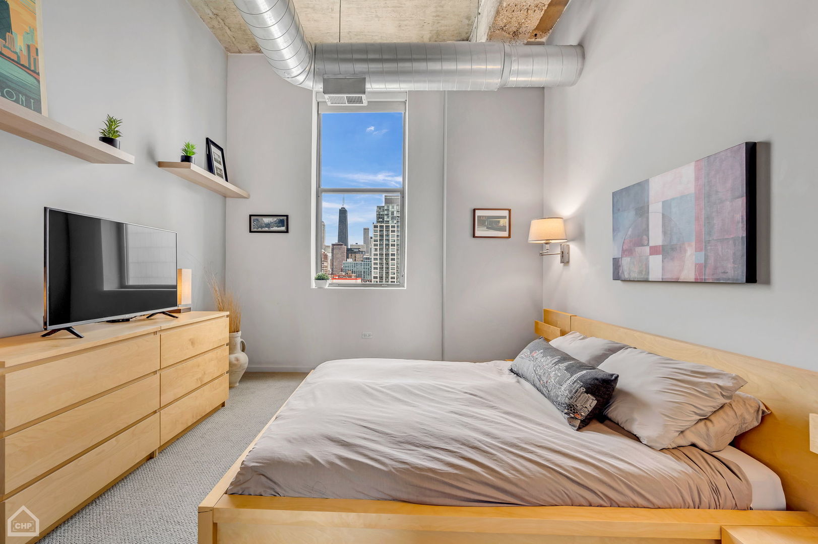 758 N Larrabee Street Unit: 716