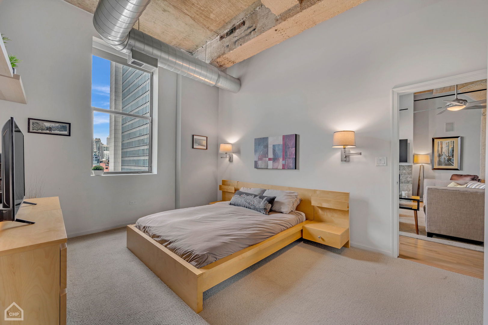 758 N Larrabee Street Unit: 716