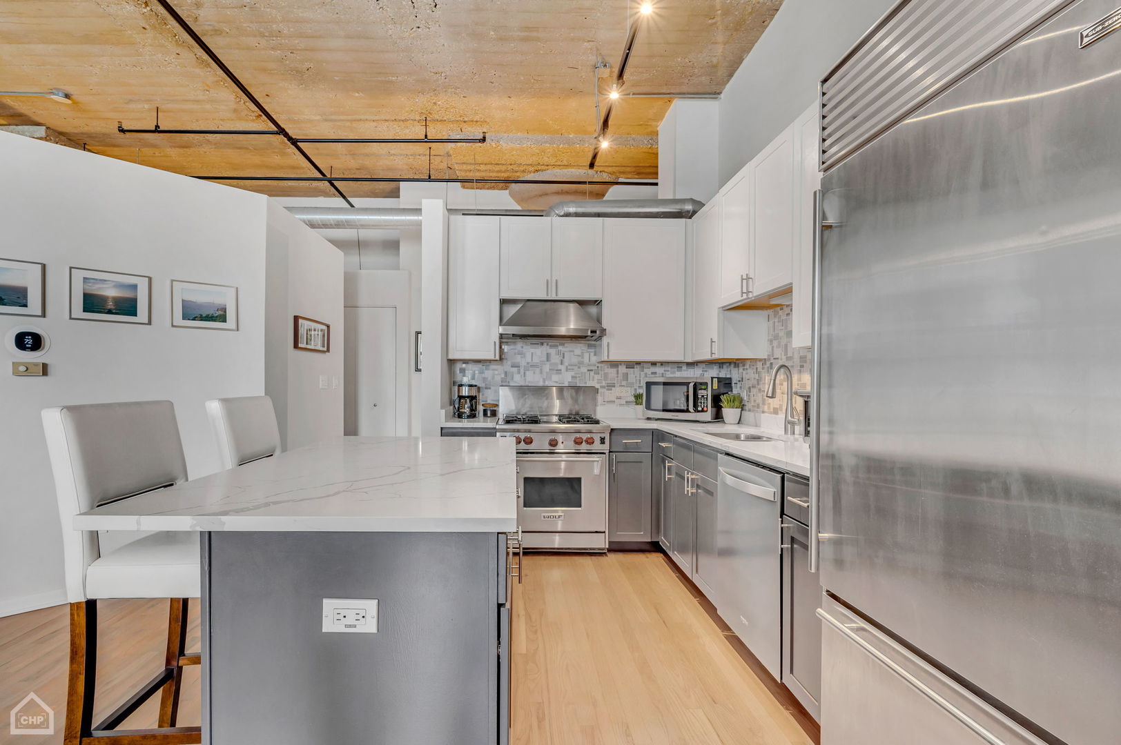 758 N Larrabee Street Unit: 716