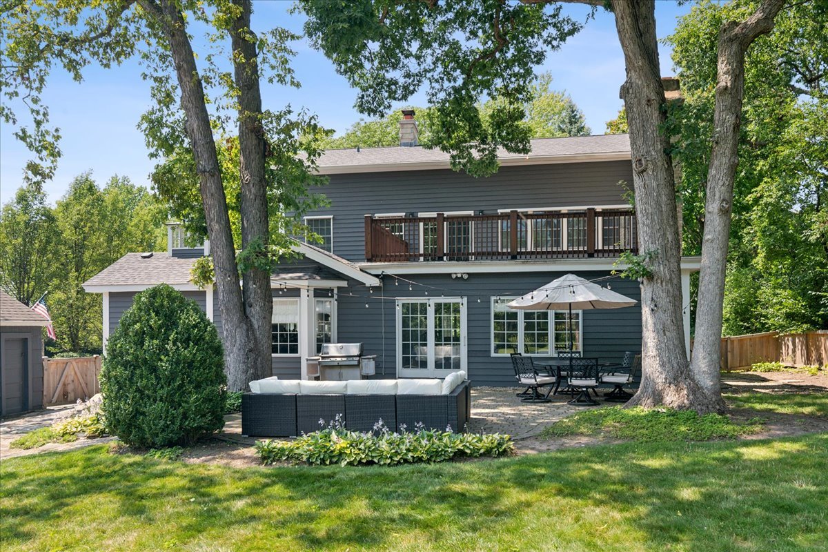 443 S Green Bay Road