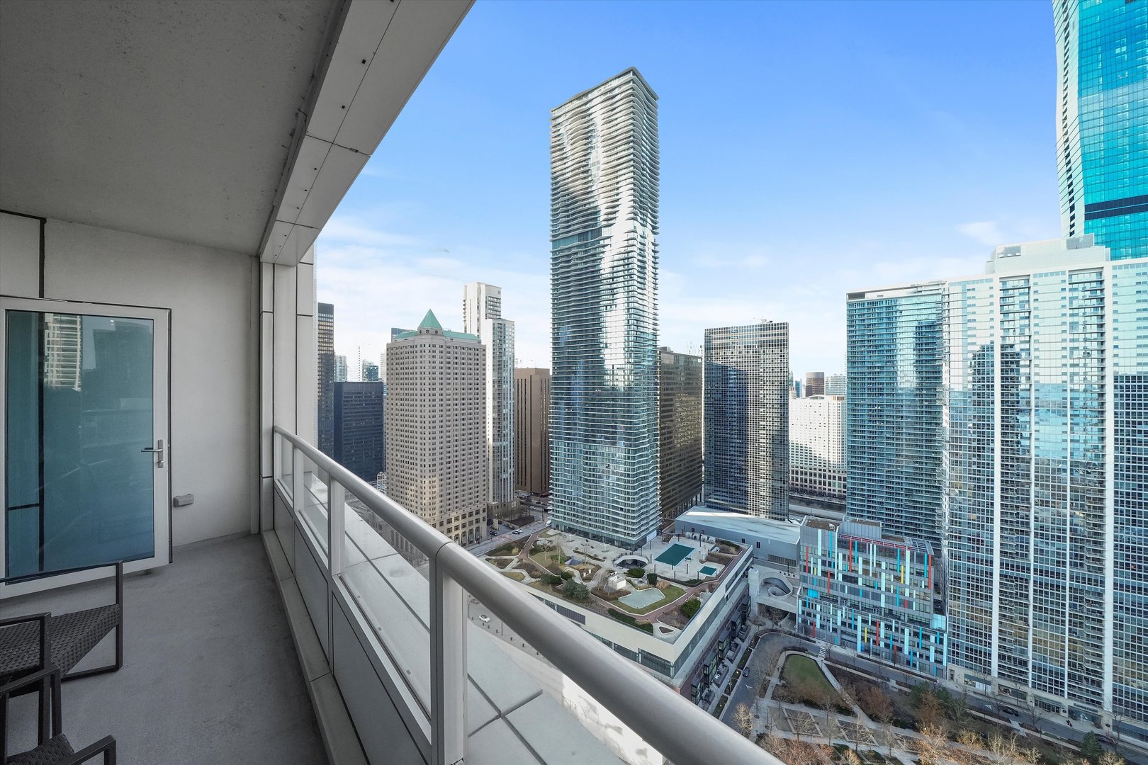 340 E Randolph Street Unit: 2902