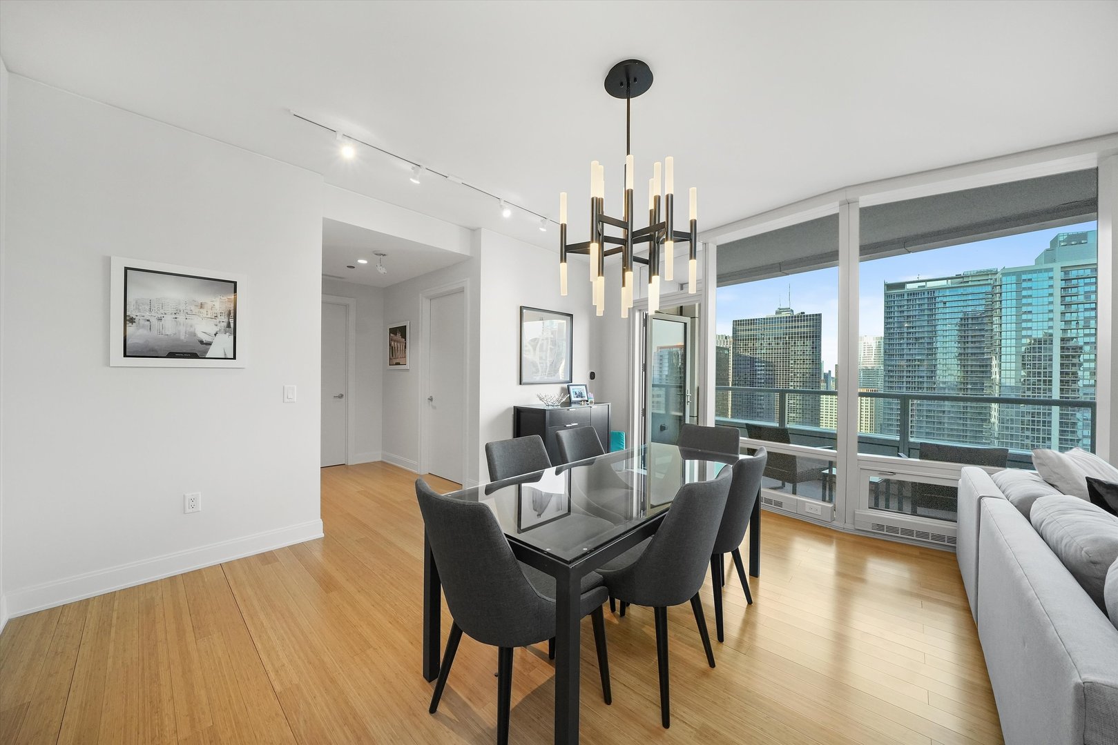 340 E Randolph Street Unit: 2902