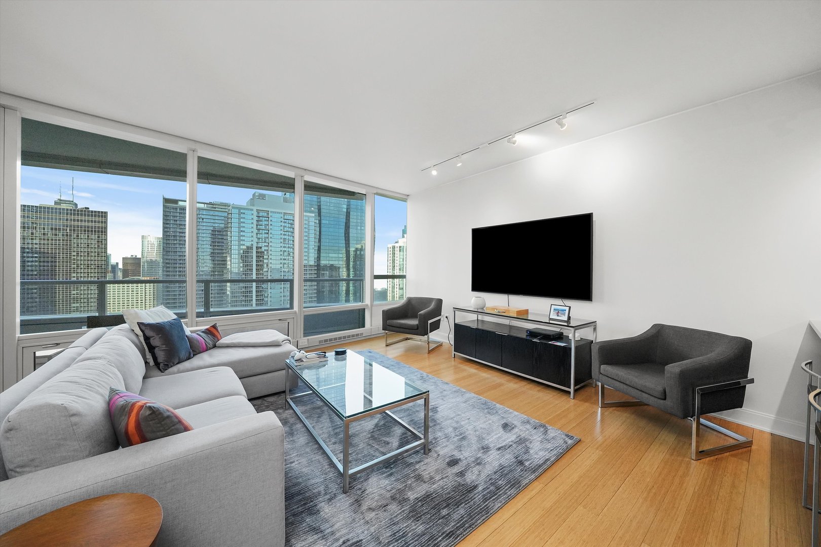 340 E Randolph Street Unit: 2902