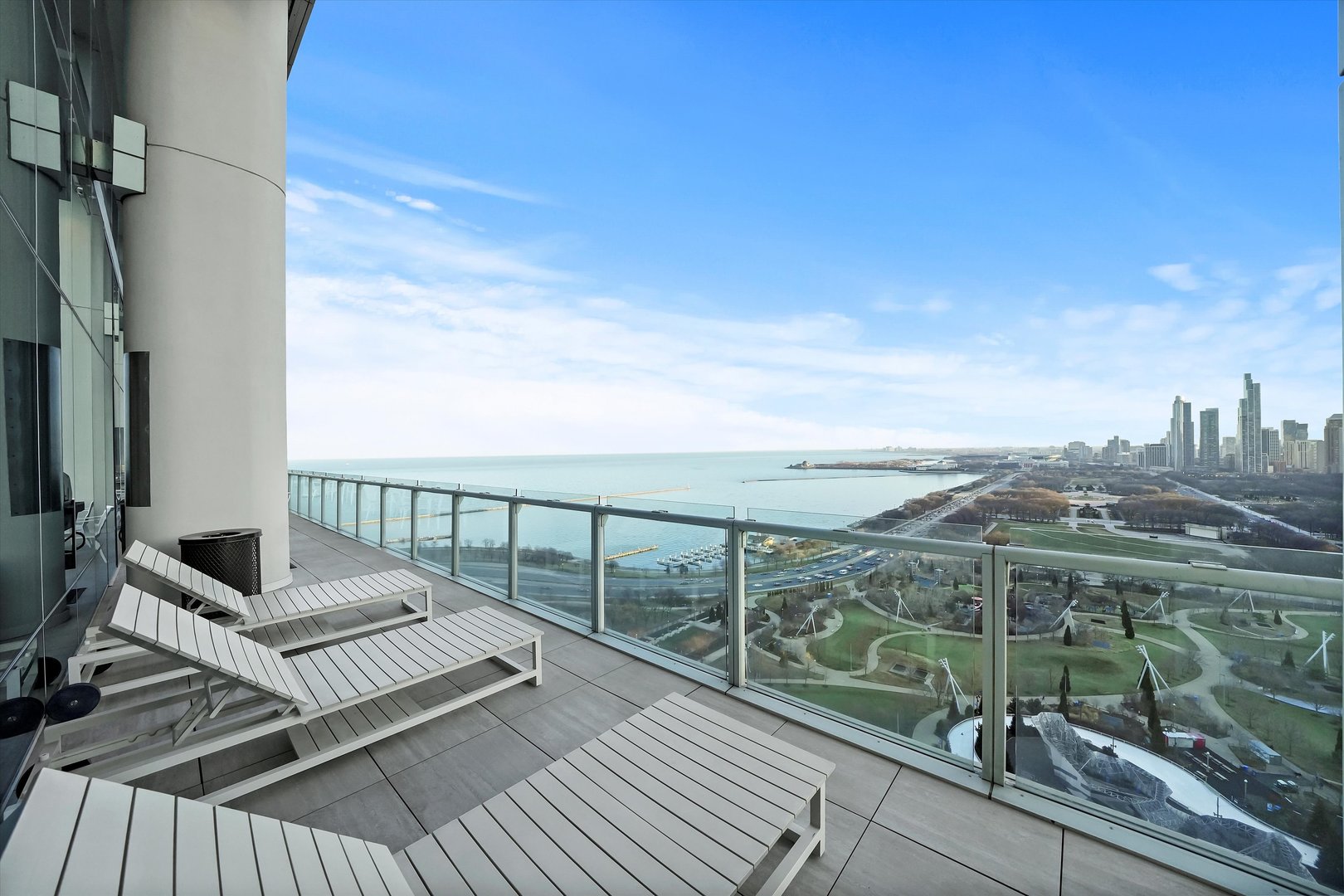 340 E Randolph Street Unit: 2902