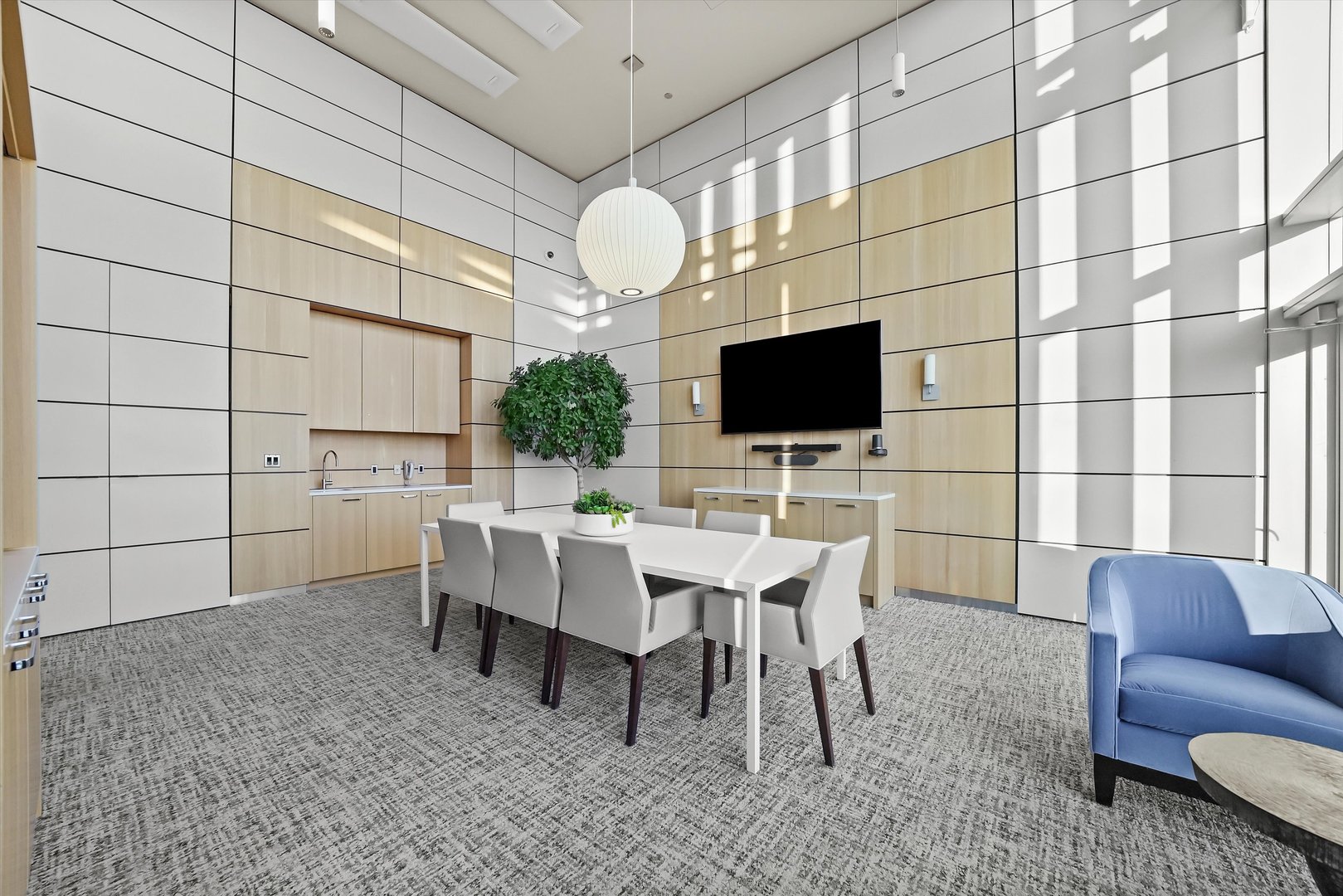 340 E Randolph Street Unit: 2902