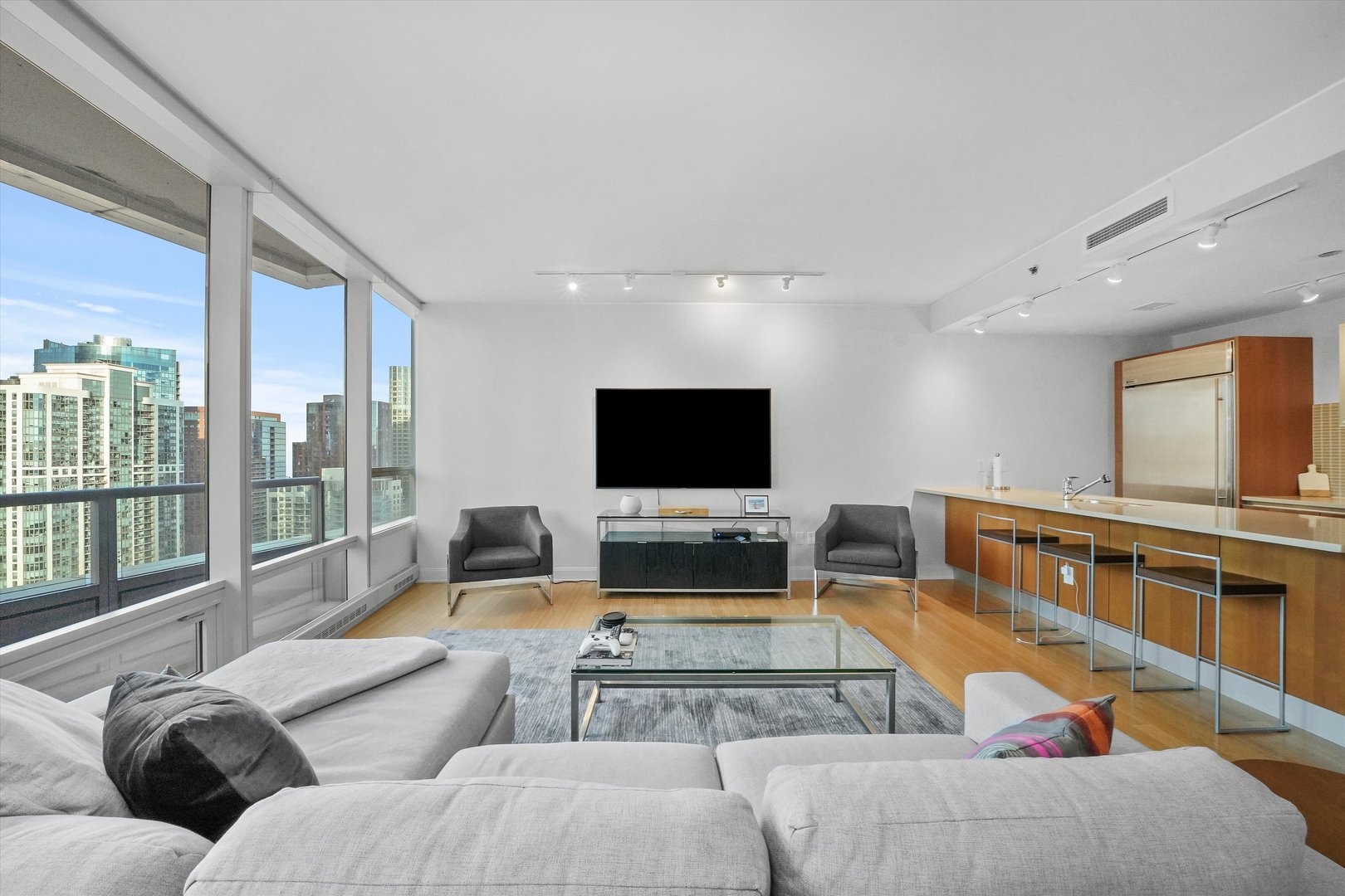 340 E Randolph Street Unit: 2902