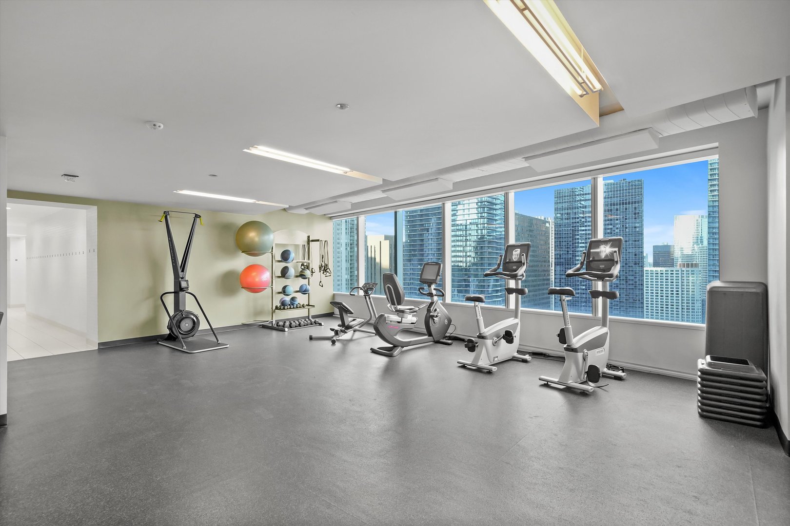 340 E Randolph Street Unit: 2902