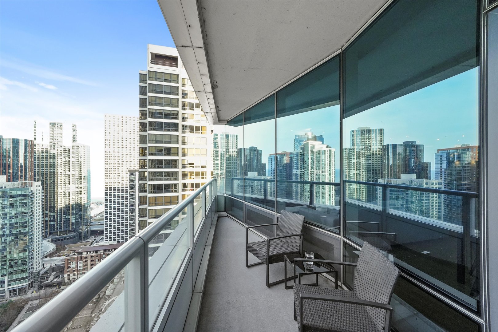 340 E Randolph Street Unit: 2902