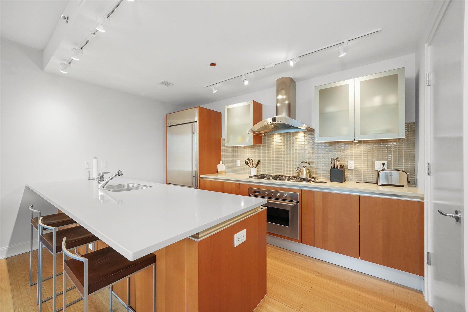 340 E Randolph Street Unit: 2902