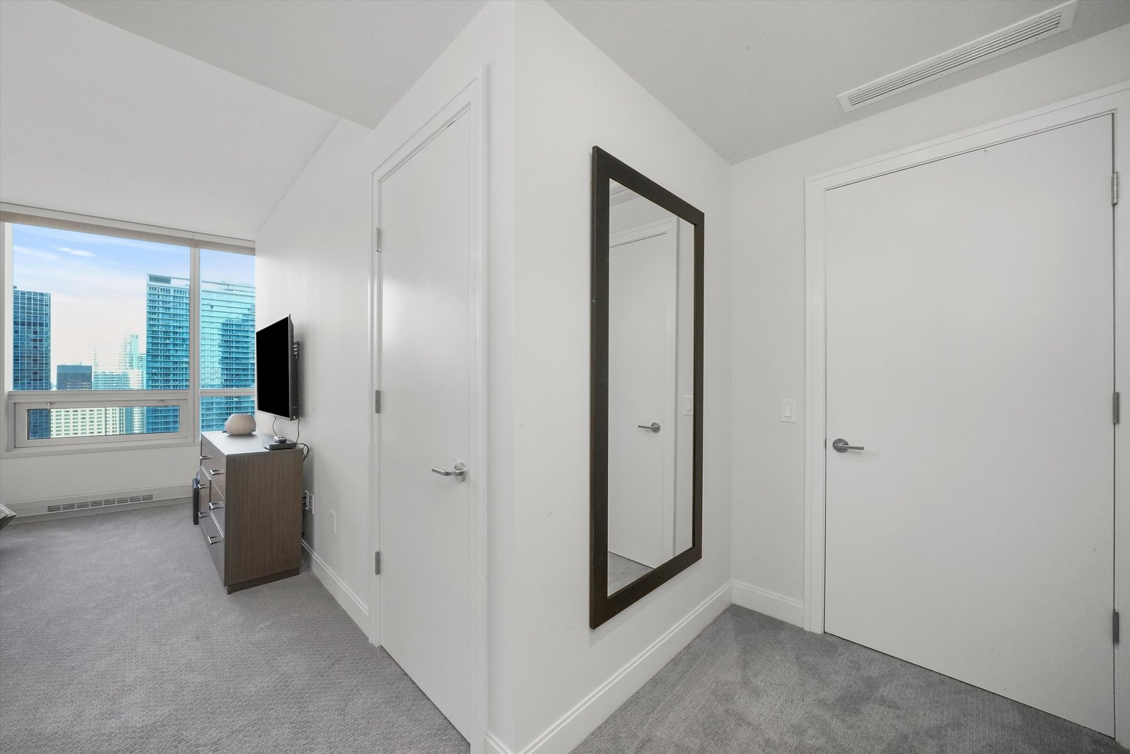 340 E Randolph Street Unit: 2902