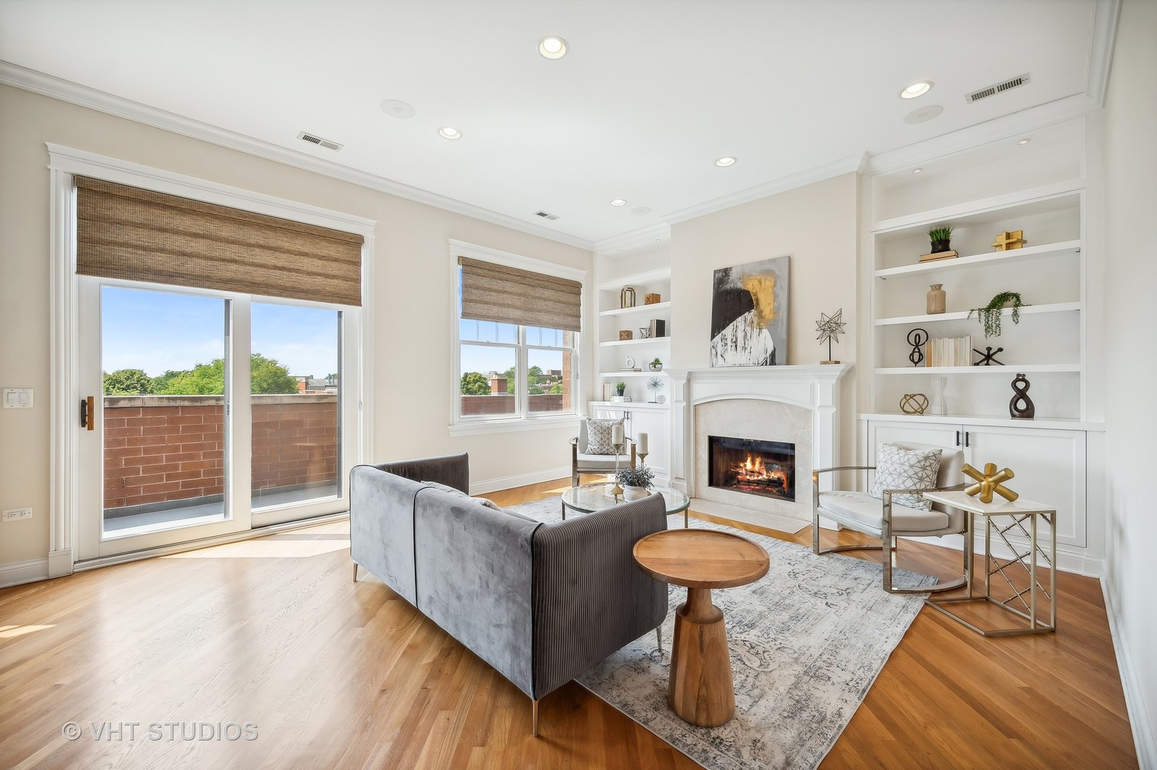 2859 N Halsted Street Unit: 401