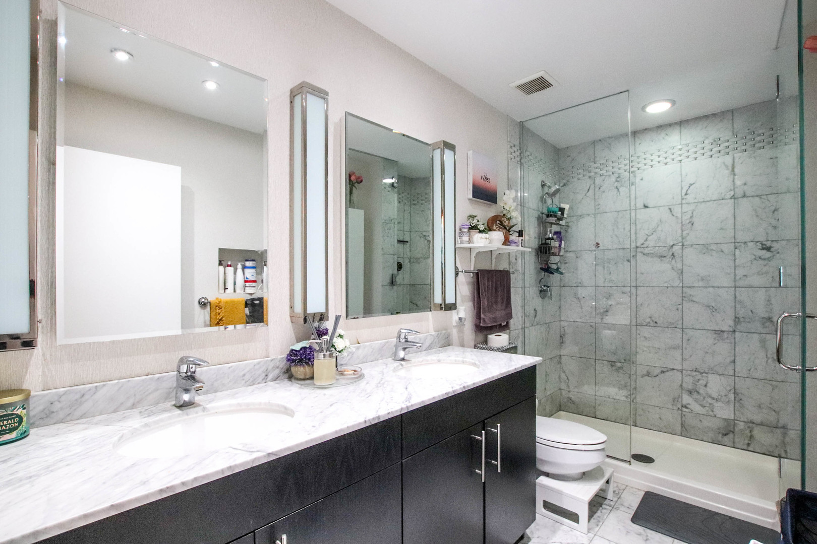 125 S Green Street Unit: 1001A