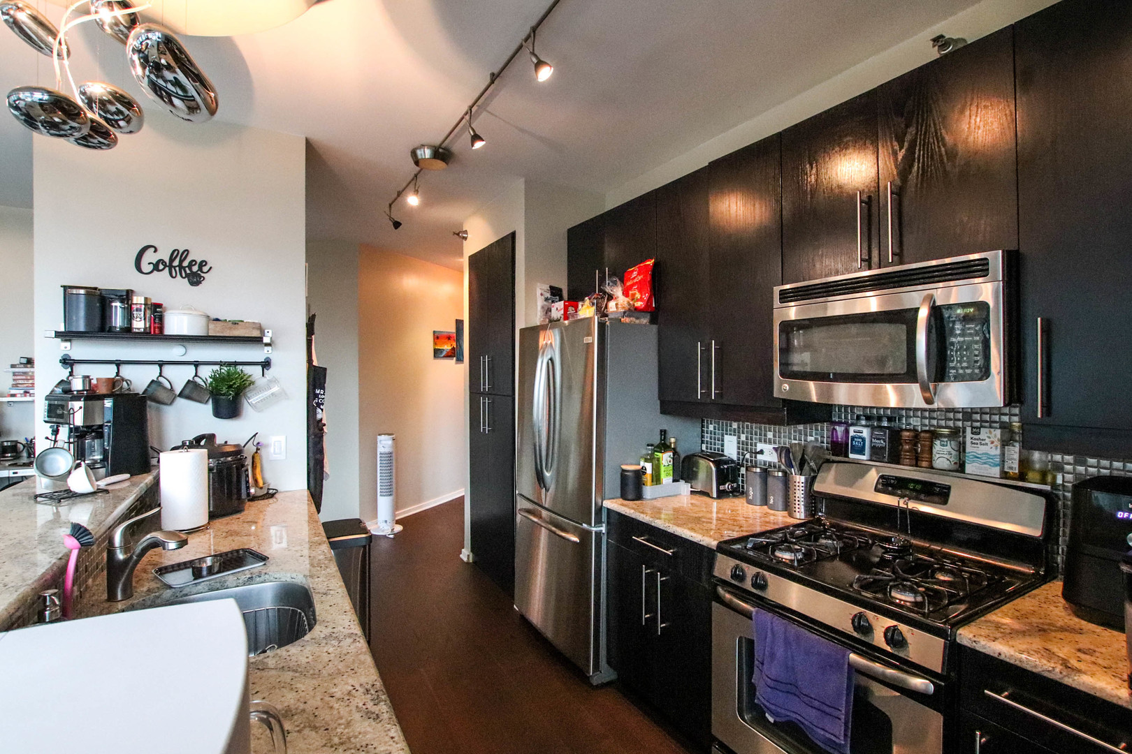 125 S Green Street Unit: 1001A