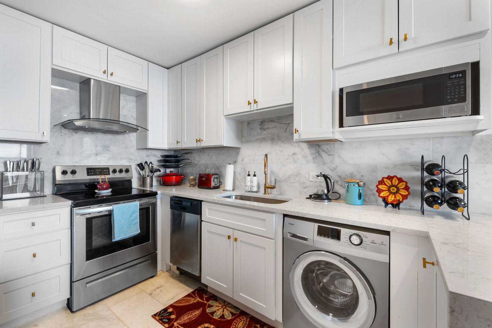 1550 N Lake Shore Drive Unit: 25E