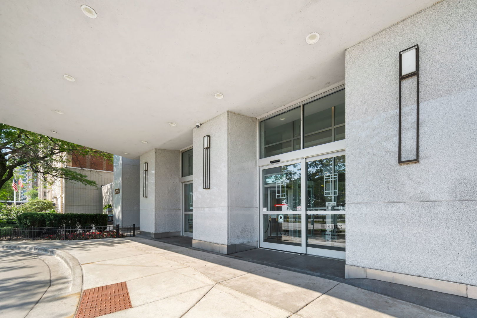 1550 N Lake Shore Drive Unit: 25E