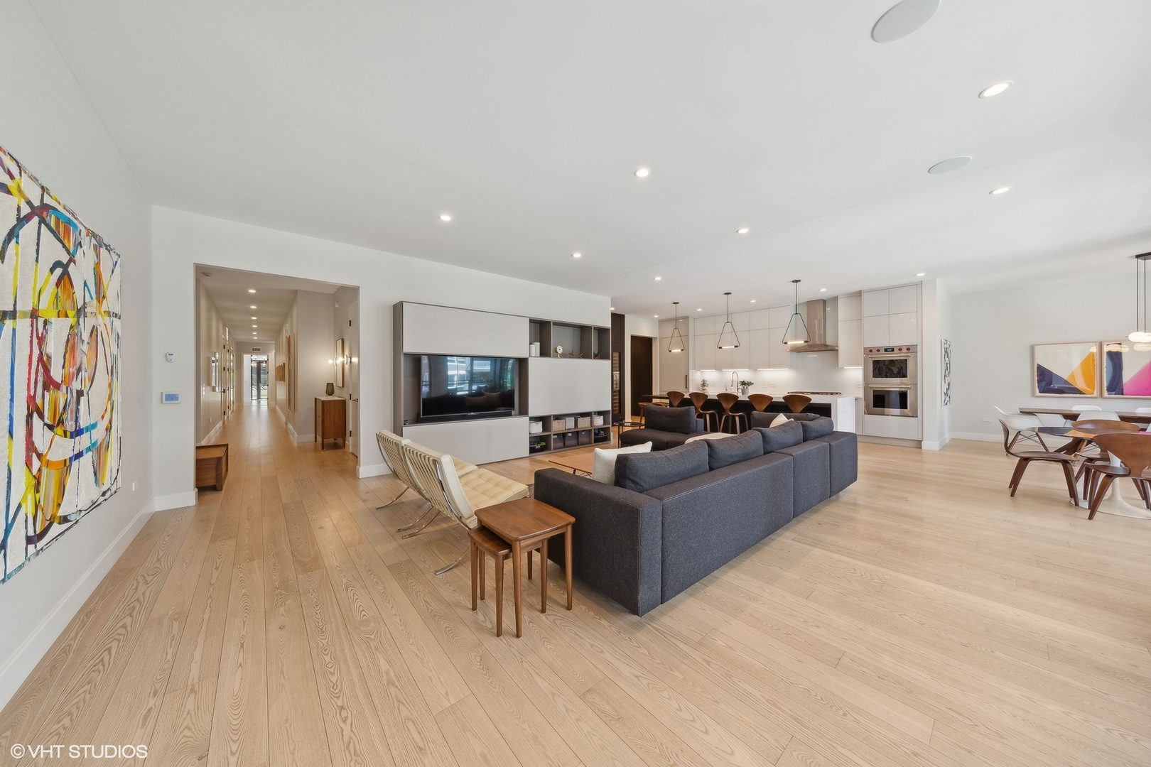 35 N Aberdeen Street Unit: 2S