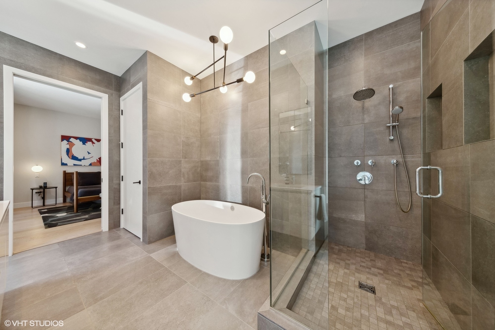 35 N Aberdeen Street Unit: 2S