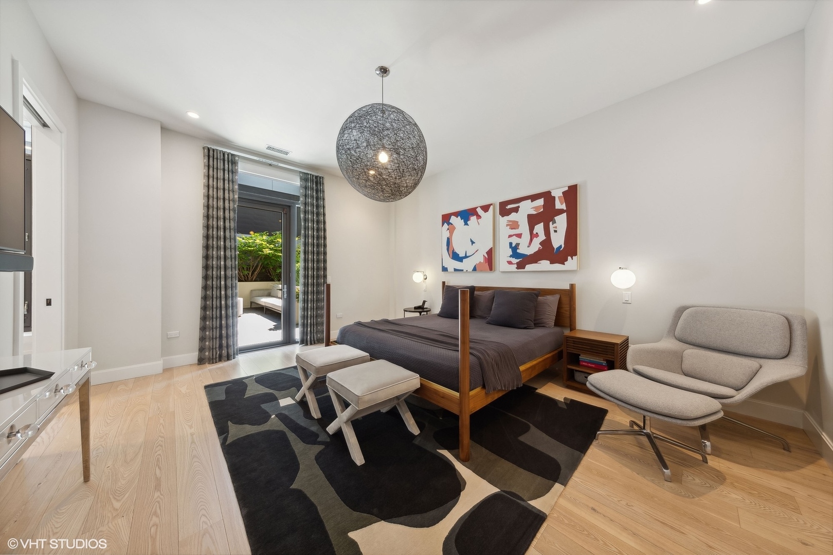 35 N Aberdeen Street Unit: 2S