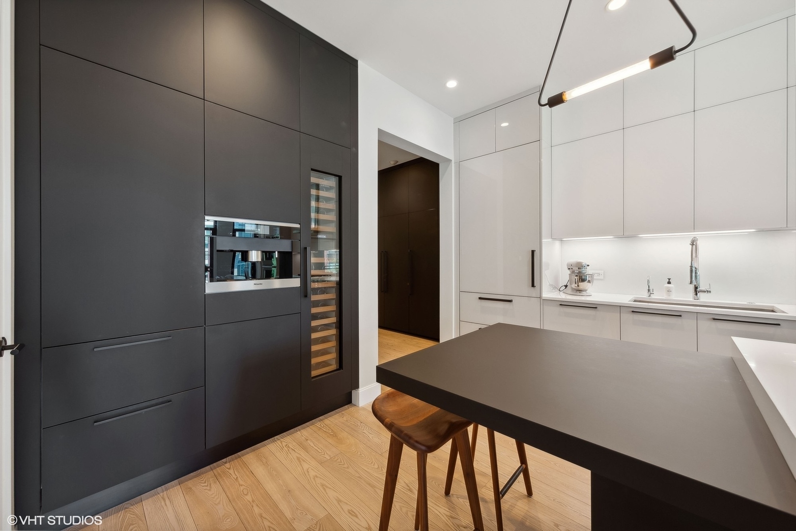 35 N Aberdeen Street Unit: 2S