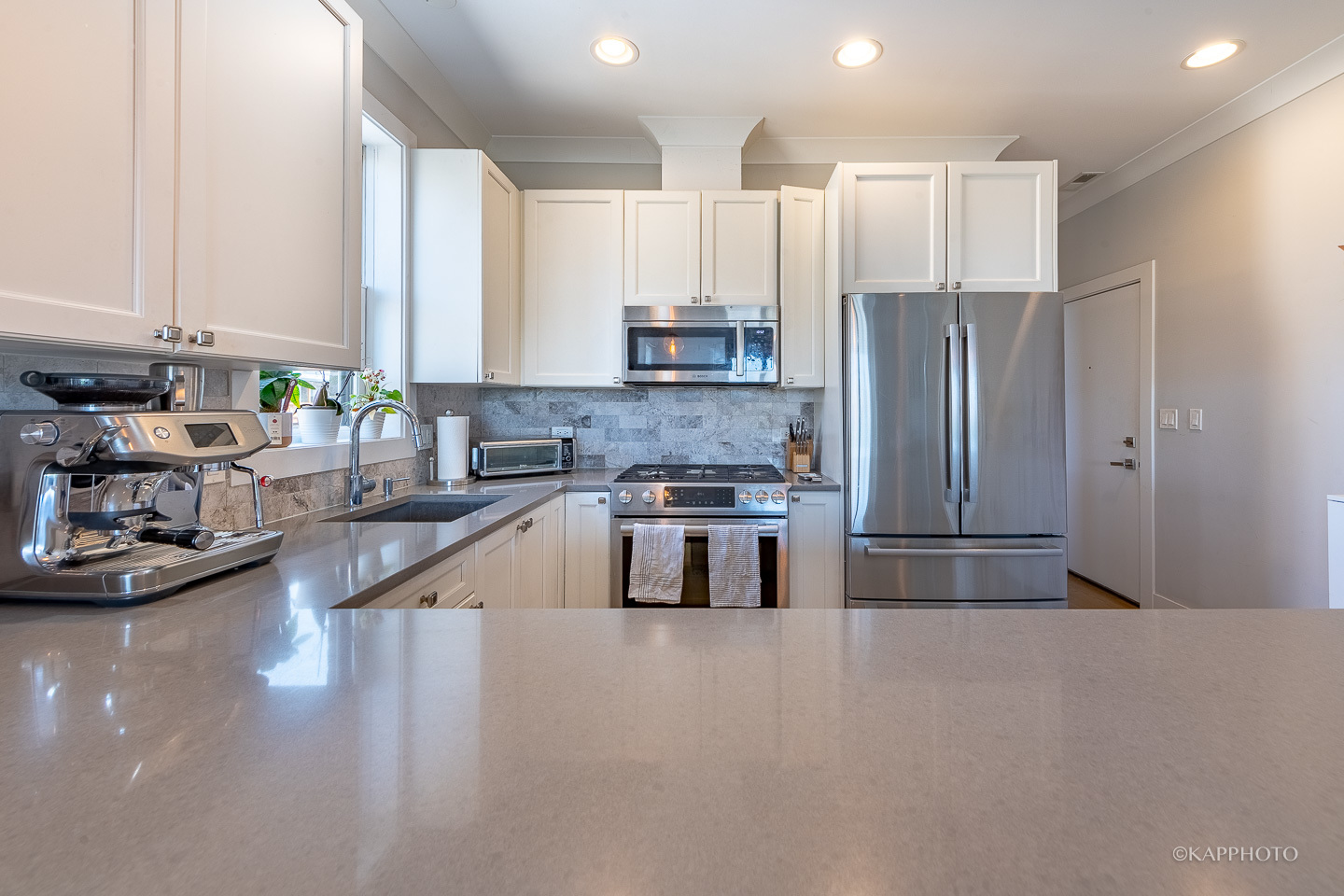 457 N Aberdeen Street Unit: 4N