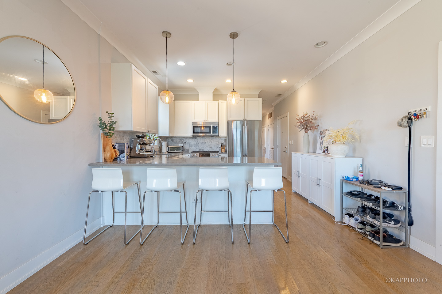 457 N Aberdeen Street Unit: 4N