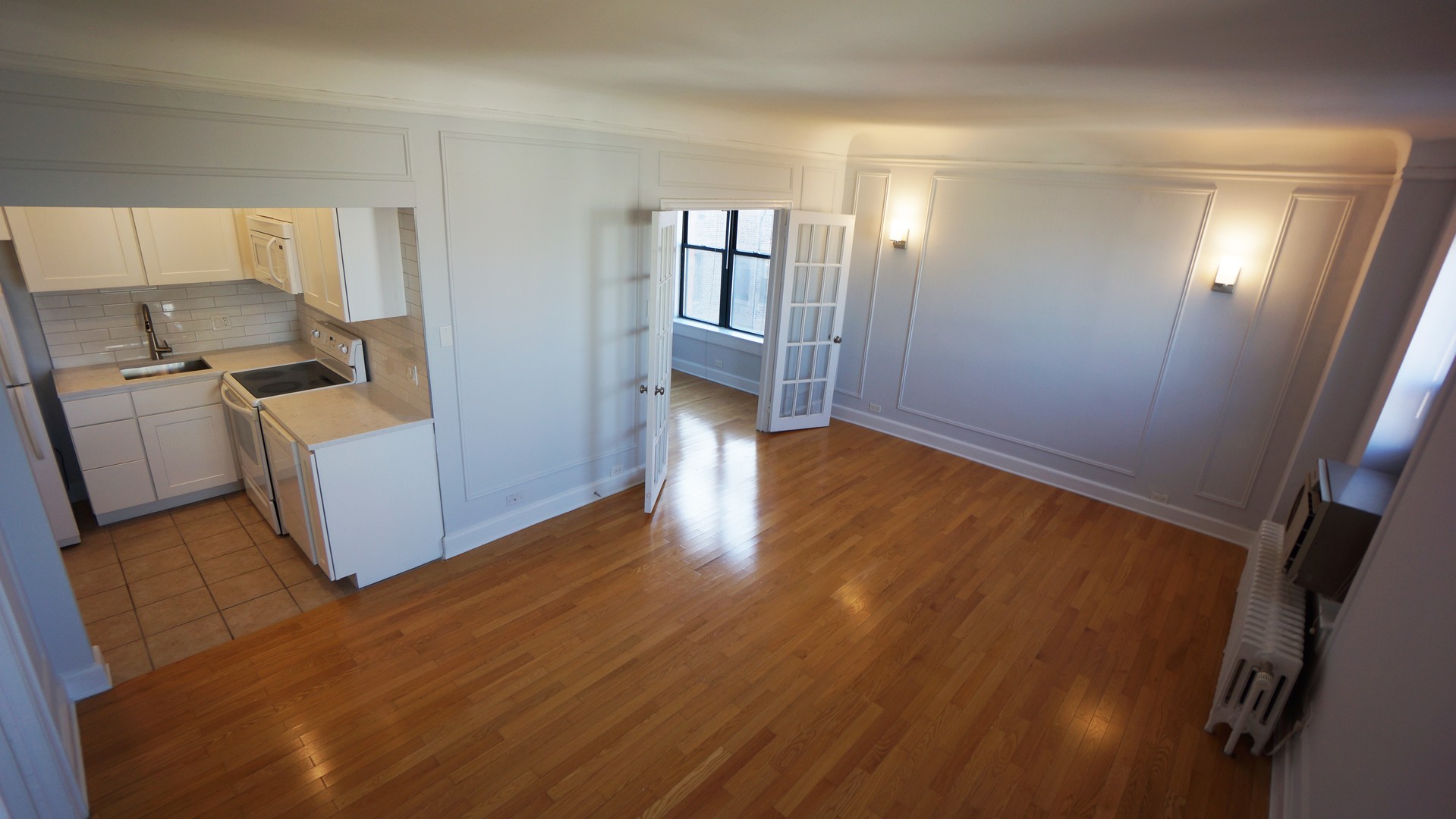 10 W Elm Street Unit: 905