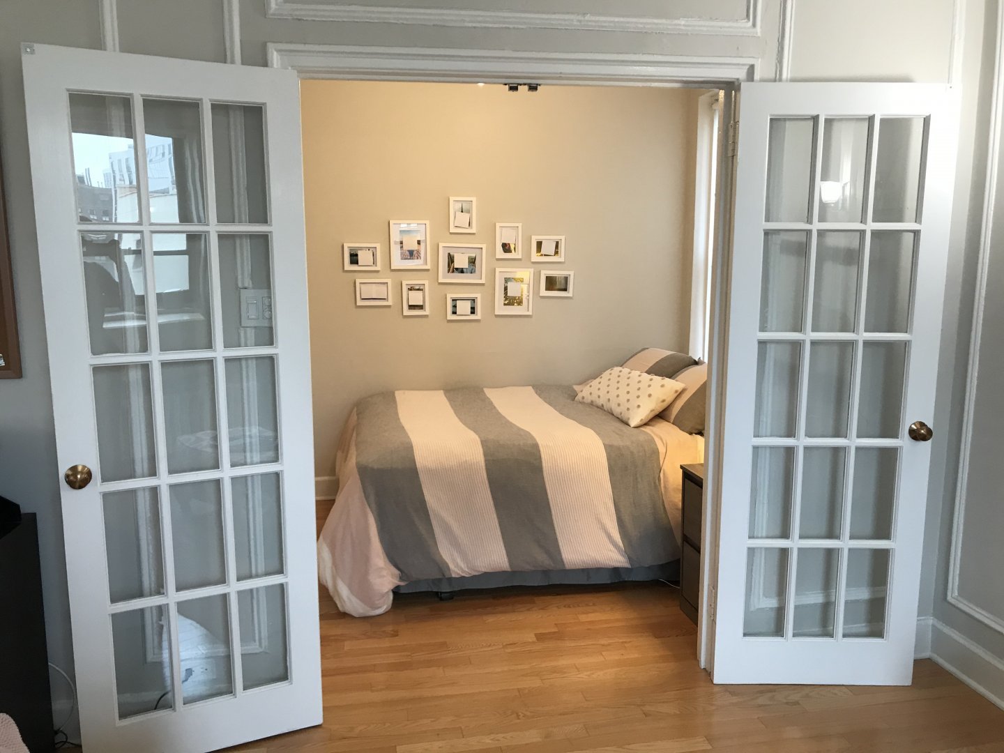 10 W Elm Street Unit: 905