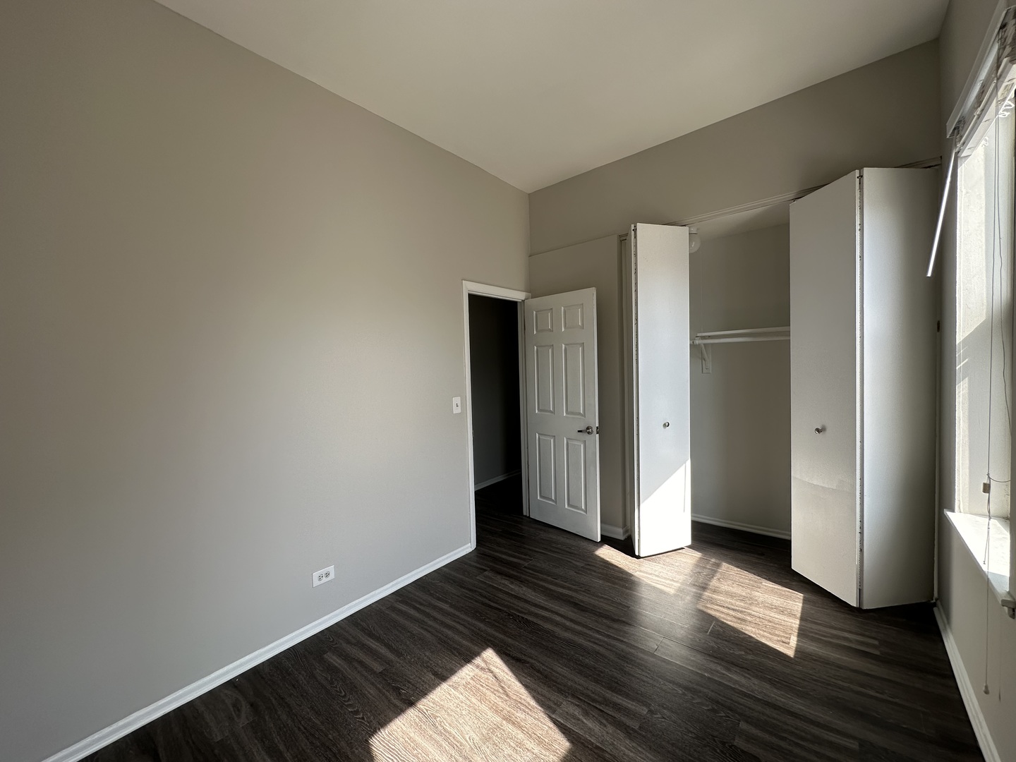 807 W Willow Street Unit: 2D