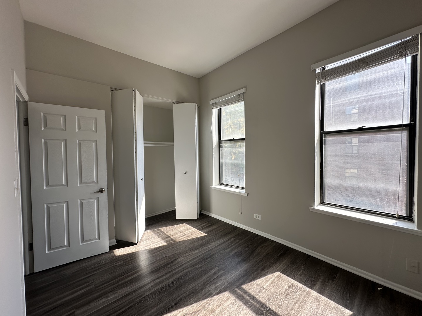 807 W Willow Street Unit: 2D