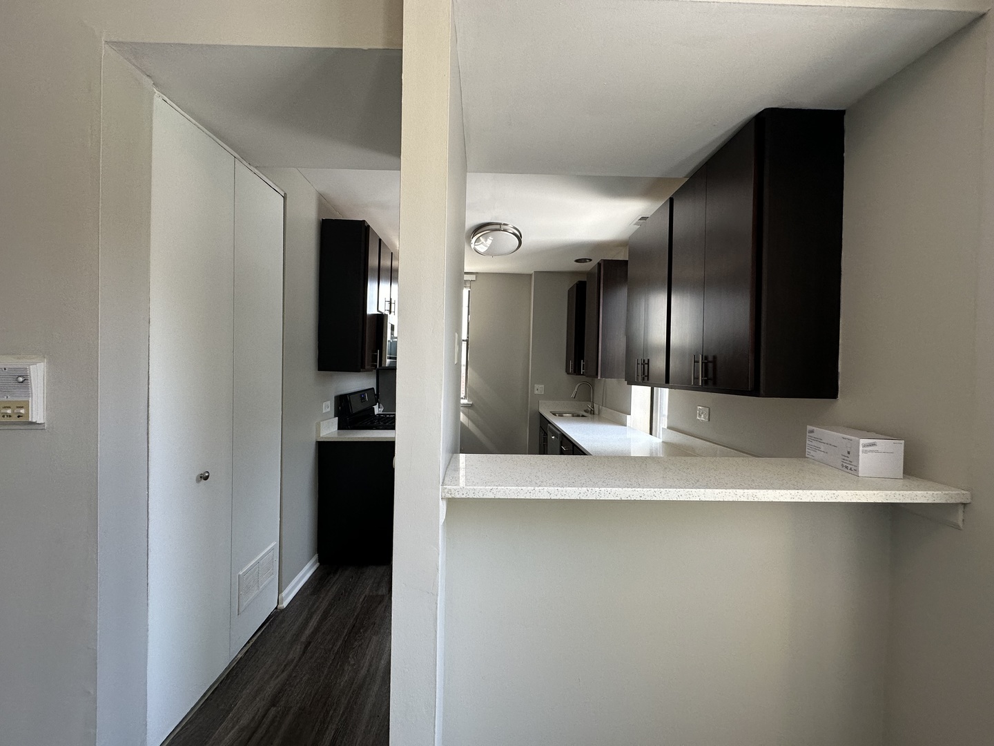 807 W Willow Street Unit: 2D