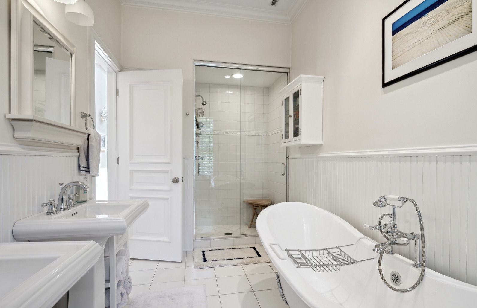 829 W Oakdale Avenue