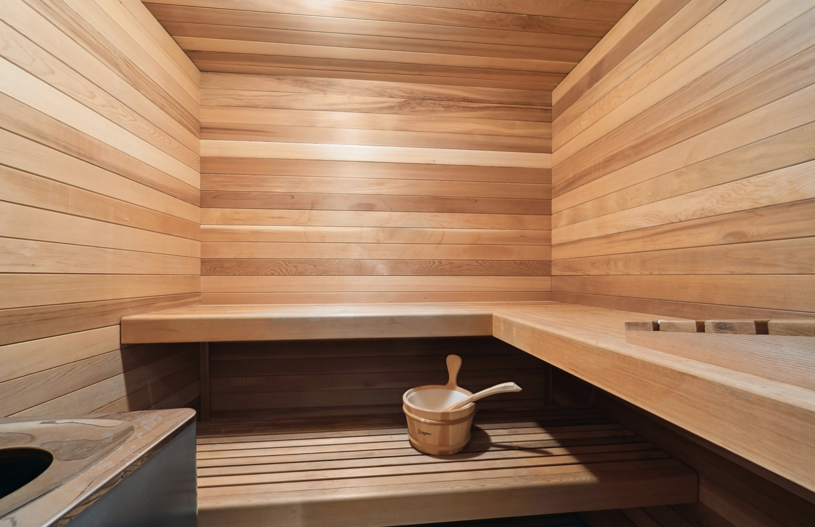 829 W Oakdale Avenue