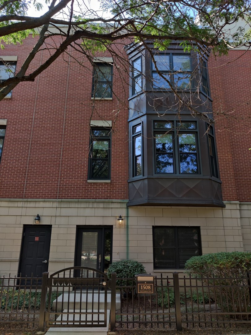 1508 S Sangamon Street