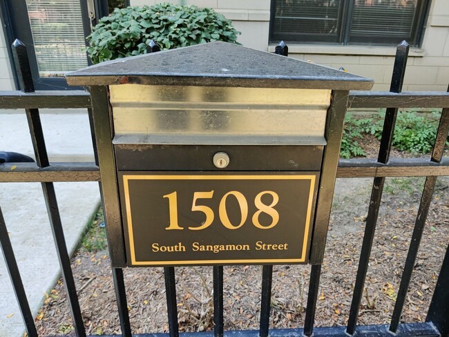 1508 S Sangamon Street