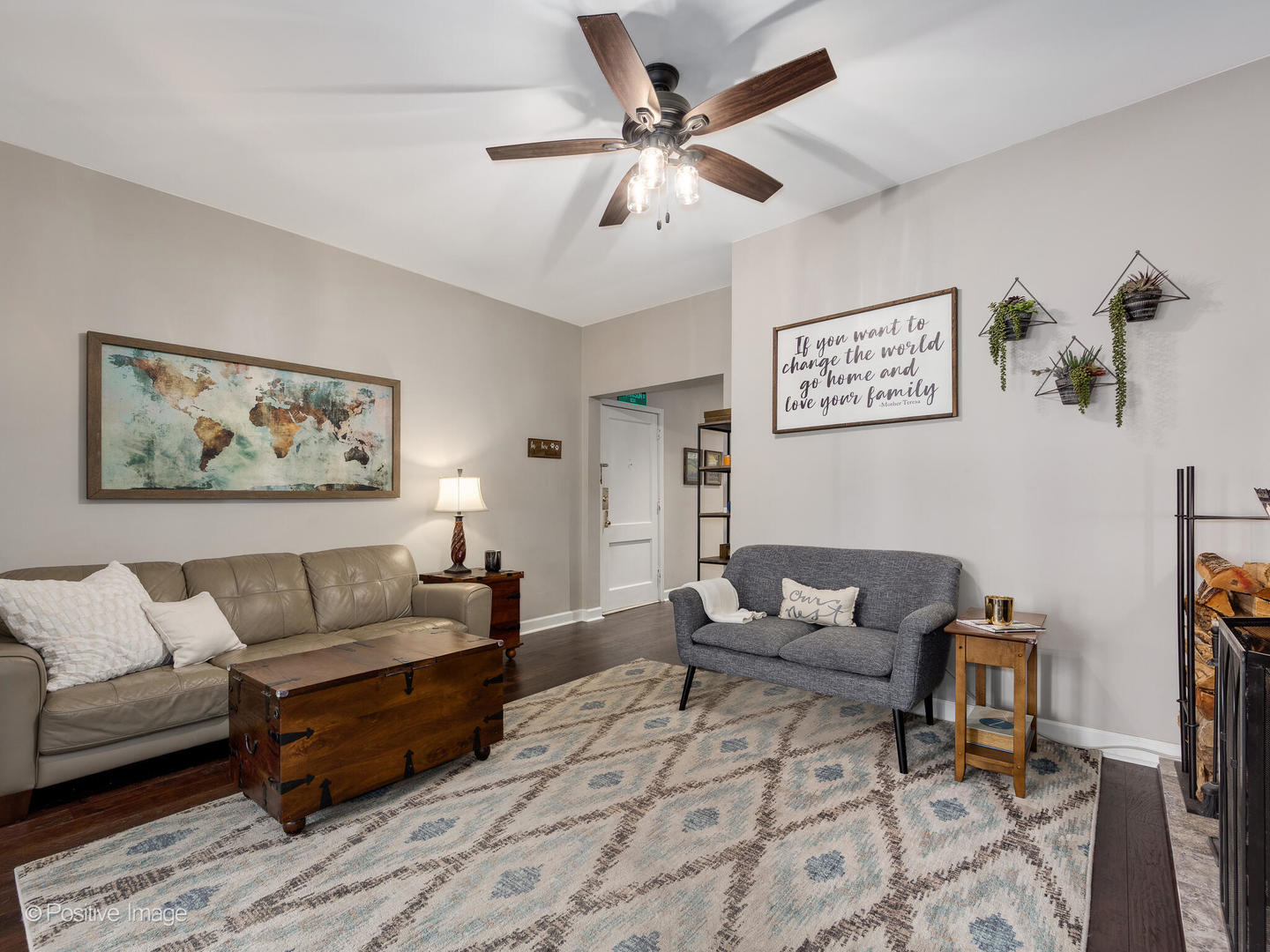 831 W GUNNISON Street Unit: 1W