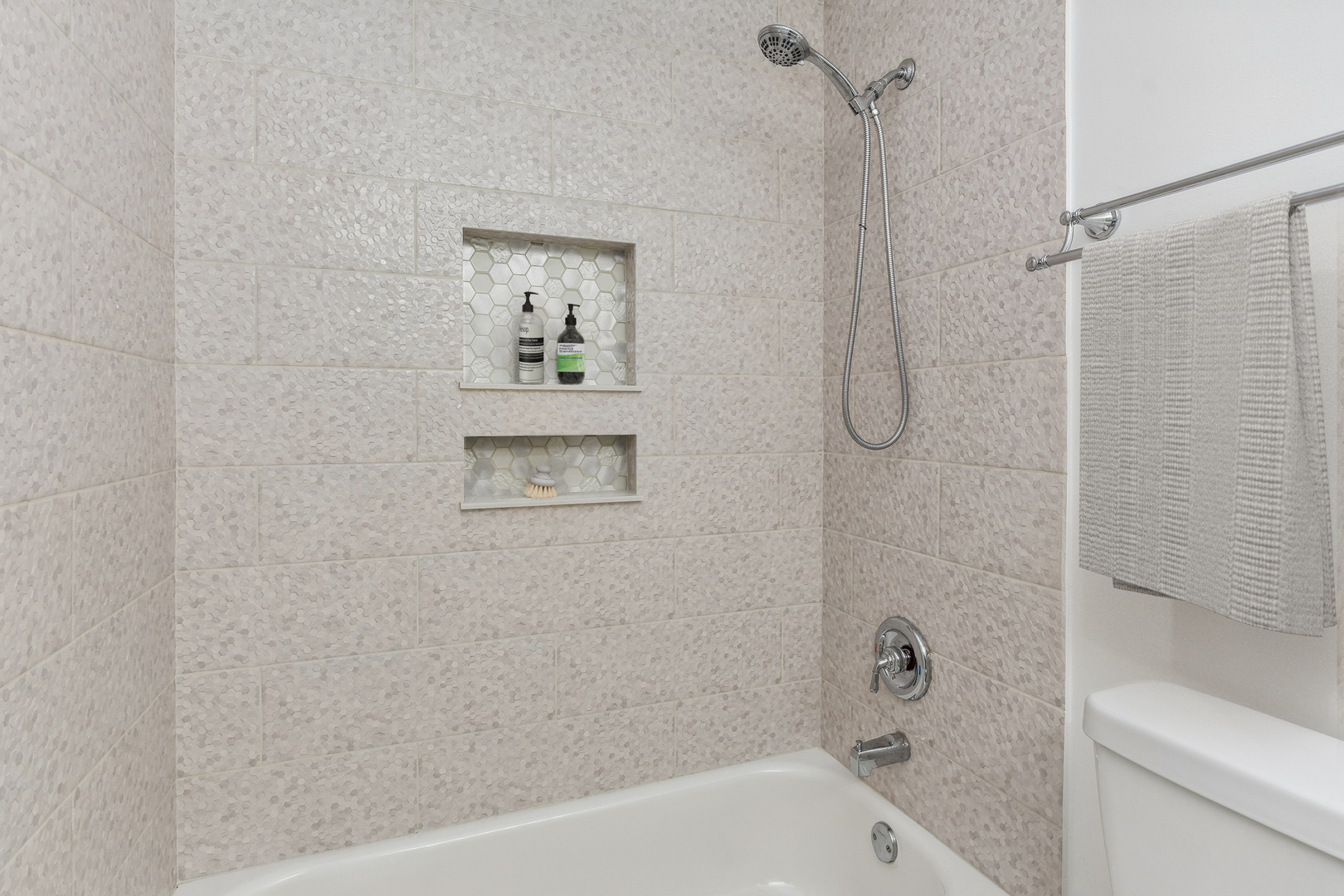 525 W Superior Street Unit: 623