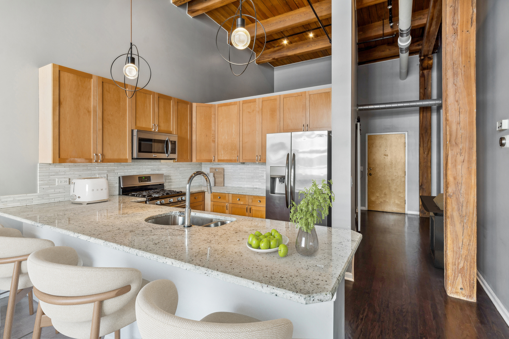 525 W Superior Street Unit: 623