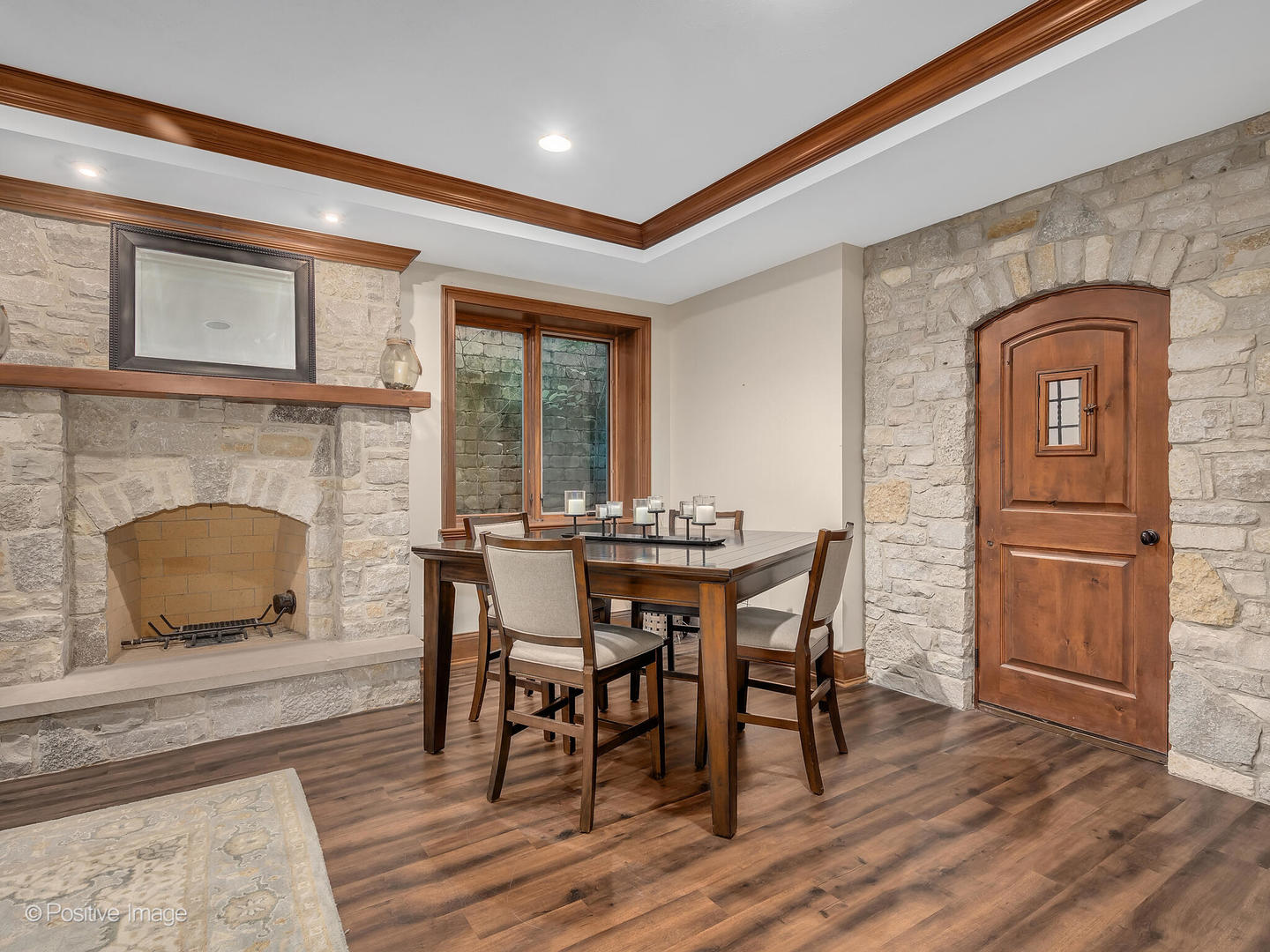 4218 Ellington Avenue