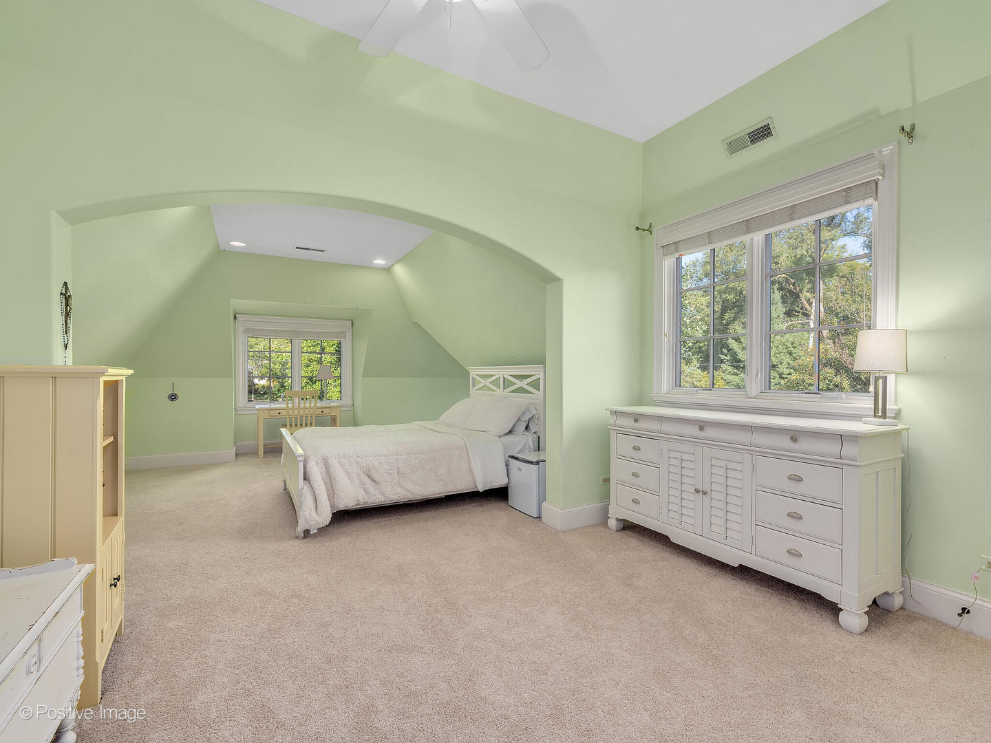 4218 Ellington Avenue