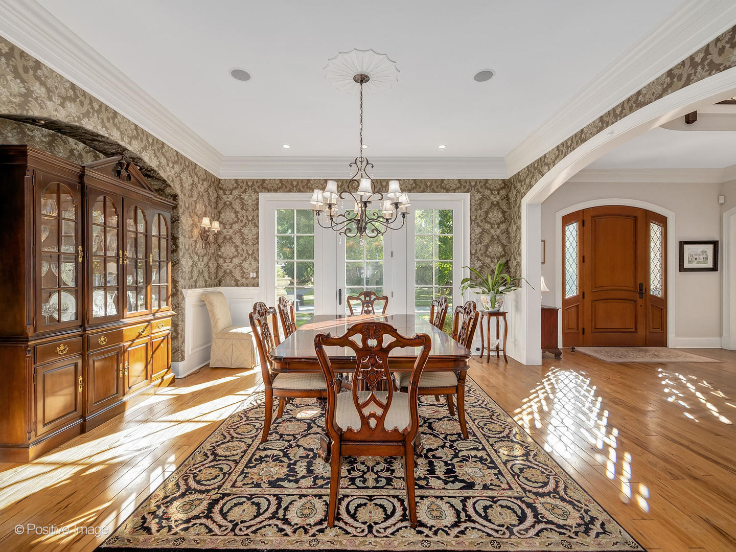 4218 Ellington Avenue