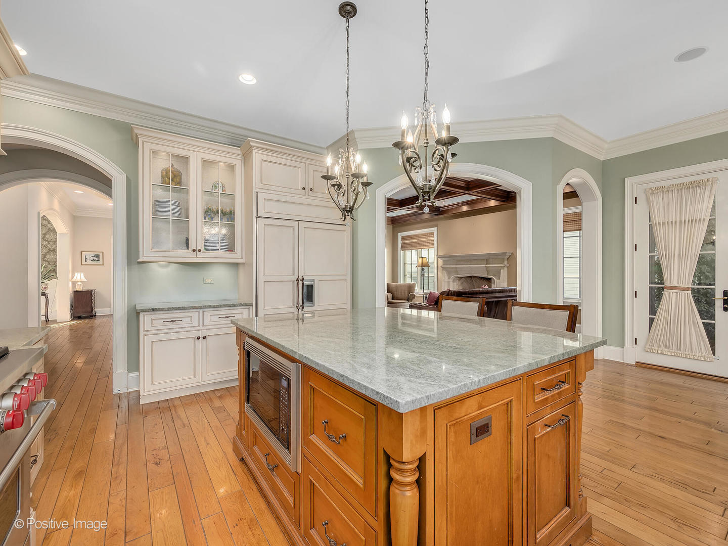 4218 Ellington Avenue