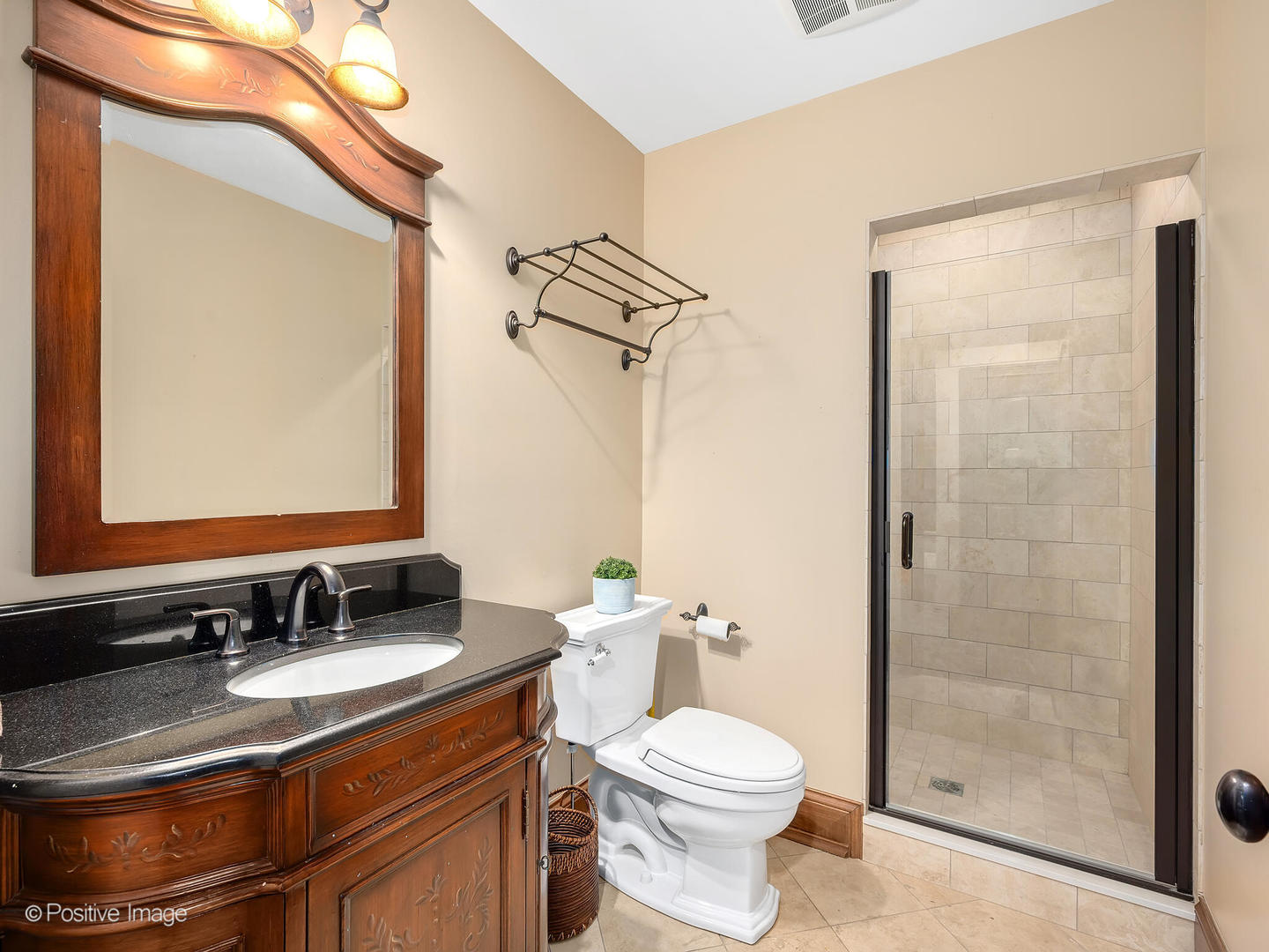 4218 Ellington Avenue