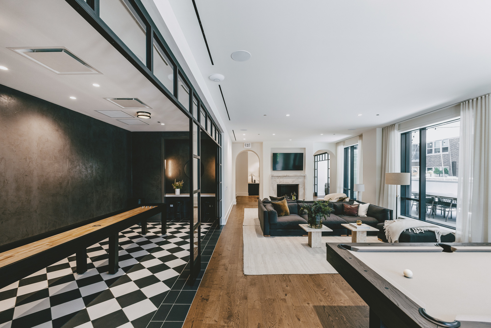 21 N May Street Unit: 601